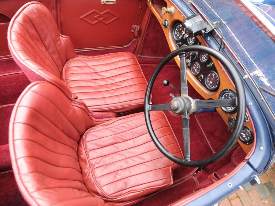 Интерьер Lagonda 2-Litre Speed Model Supercharged Tourer 1931 года  (фото 2 из 10)